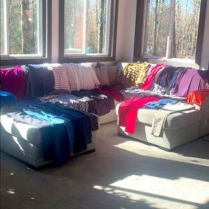 Closet Clean Out (30 items)